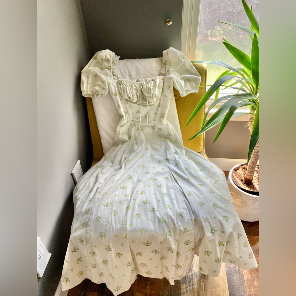 Do not buy!!COPY - House of CB- TALLULAH 
IVORY FLORAL PUFF SLEEVE MIDI DRESS XS
